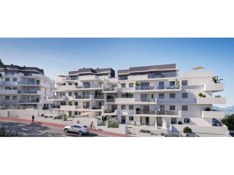 Foto 0ac76b97-ed71-45c3-9a7c-1bd5d7ce0b10. Apartament amb aparcament piscina a La Duquesa Manilva