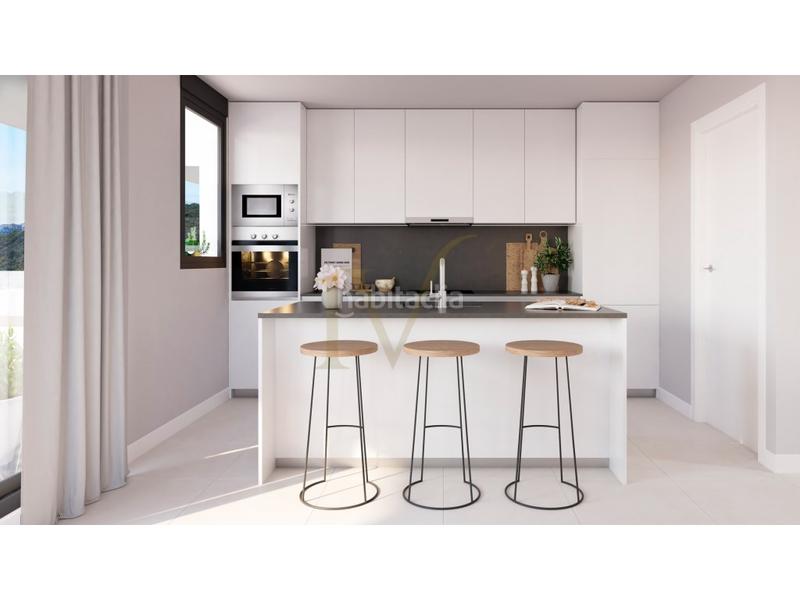 Foto 45a22673-25fb-4954-a72c-e6702fbeaea3. Apartament amb aparcament piscina a Casares golf - Casares del sol Casares