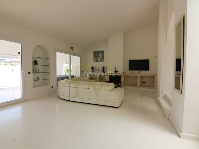 Foto e3f6d576-5002-4716-aeea-b6adb04ca41e. Casa amb aparcament a Hacienda Torrequebrada Benalmádena