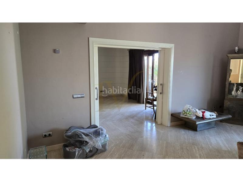 Foto 0943a95e-2f96-4f86-8b06-128372b93cf2. Casa villa para reformar cerca del golf el paraíso en Estepona