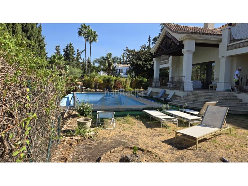 Foto b28c8e8f-78b5-4b95-ab5a-4359a23dfe3f. Casa villa para reformar cerca del golf el paraíso en Estepona
