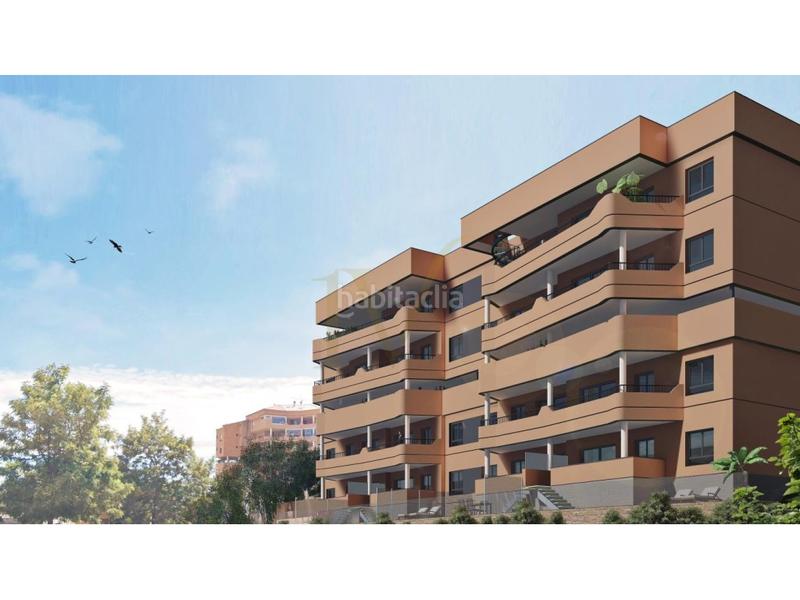 Foto 0a0cf5b8-cfb8-444d-9634-0812c519669c. Apartament amb aparcament piscina a Los Pacos Fuengirola