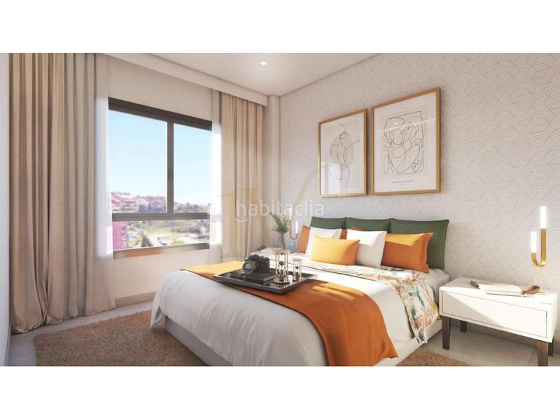 Foto 8b7c9775-63b3-477a-bb9a-43e3067a5107. Apartament amb aparcament piscina a Los Pacos Fuengirola