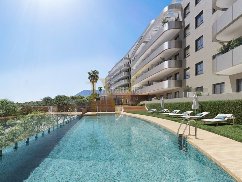 Foto 1762a80e-f6ed-42d9-b1f5-edd35def388f. Apartament amb aparcament piscina a El Pinillo Torremolinos