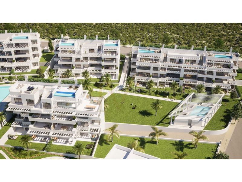 Foto 3dfb011f-a7cc-41cb-96f1-fd799fa34357. Apartament amb aparcament piscina a Guadalobón Estepona