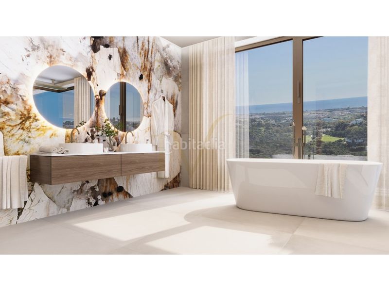 Foto bd13be63-6e57-4d50-8923-841334912f8e. Casa amb aparcament a El Madroñal Benahavís