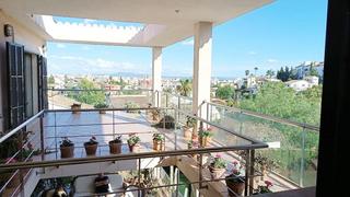 Chalet in 0. En venta casa grande con piscina en palma de mallorca