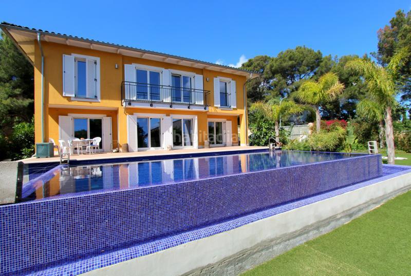 Foto 97dd2414-a90f-42f8-a57f-c06e42204e61. Chalet en 0 maravilloso chalet en torrenova en Magaluf Calvià