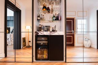 Apartment  0