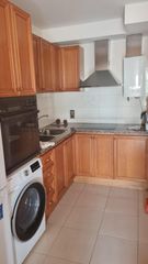 Flat in Sant Cebrià de Vallalta. Piso en sant cebrià de vallalta  centro pueblo