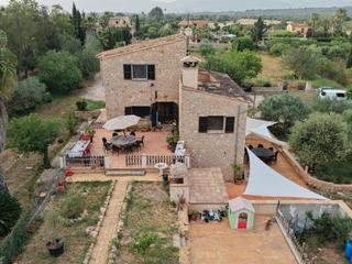 Chalet in Son Ferriol. Chalet unifamiliar