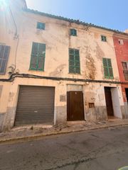 Casa  Carrer d'en martí metge. Casa en inca