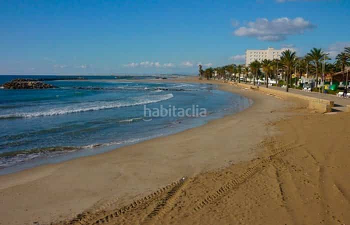 Foto a9558fd1-3cfa-4c68-9dcd-b84b1d7577ee. Planta baja  en Nucli Antic Cunit