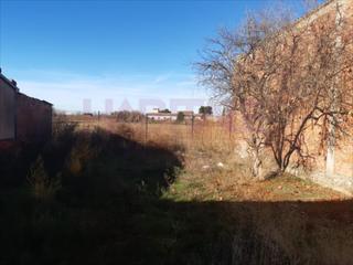 Terreny residencial a Nuez de Ebro. Nuez de ebro 250m2 de terreno, en el centro del pueblo. para hac