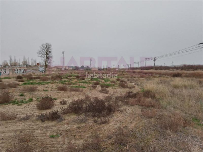 Foto 1da1fc48-3e89-45a2-a398-067b21118c4e. Terreny residencial a Burgo de Ebro (El)
