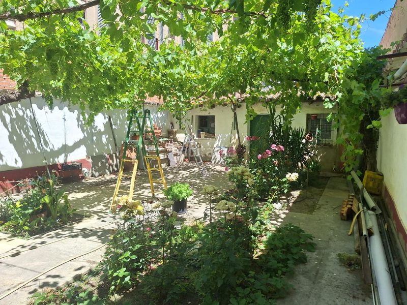 Foto c0492205-3e71-40c9-9383-dbfc0ea15784. Reihenhaus in Salvador Allende Zaragoza