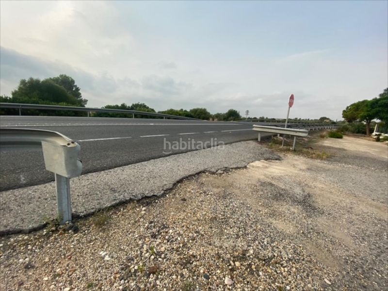 Foto aba07668-5db9-4f5f-9de2-9e2b12888f01. Lloguer finca rústica a carretera nacional 340 a Ampolla (L´)
