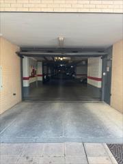 Parking coche en El paciente inglés 4. Se vende amplia plaza de garaje en valdespartera de fácil acceso