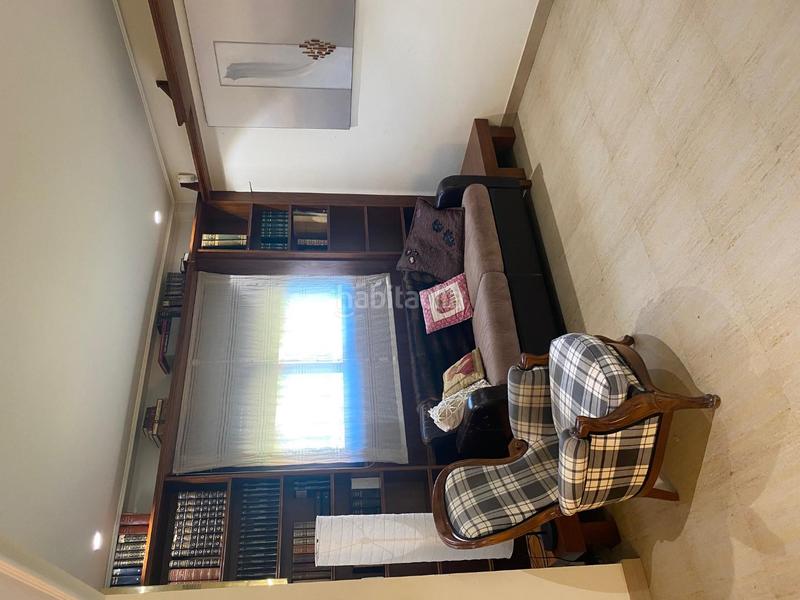 Foto ff1843f6-e950-4ef7-ac30-5df96ebba91c. Alquiler casa pareada Montecanal, una de las zonas mas cómodas y agradables para vivir unifamiliar con ascensorcasa amplia, amueblada, lumino en Zaragoza