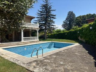 Maison à Venta del Olivar. Urbanización torre barajas. frente a centro comercial la torre o
