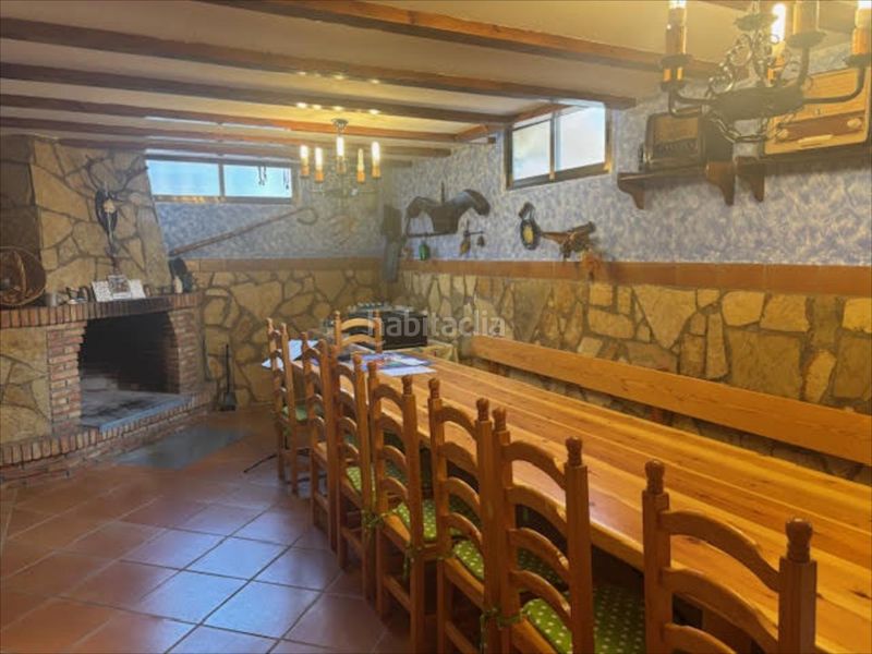Foto 11be832f-6772-4a86-9964-71d8f5efcd7a. Casa aparellada a Montecanal Zaragoza