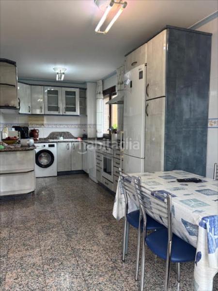 Foto e0b84a4a-eb1e-4721-aa1d-9c83681b2d28. Casa aparellada a Montecanal Zaragoza