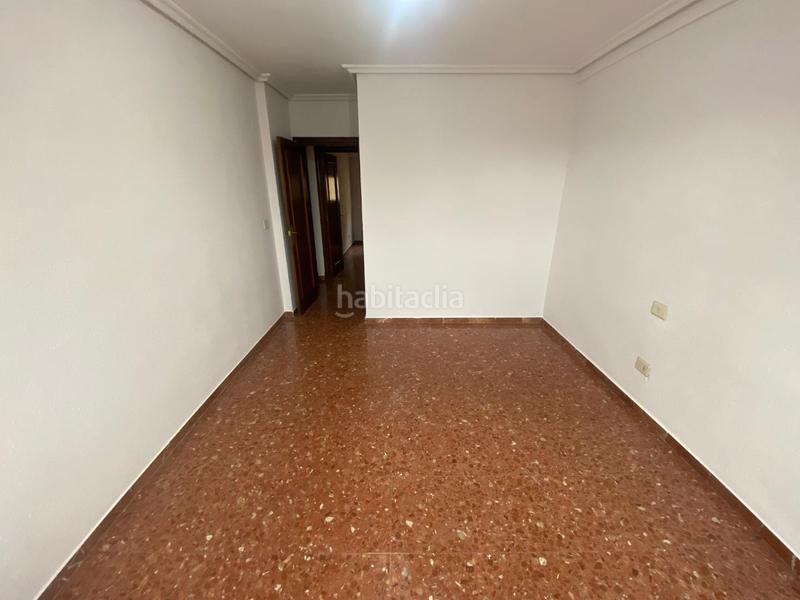 Foto 91b39e13-bd38-4f60-8231-7ea6c1cd4971. Affitto appartamento con piscina in La Bozada - Parque Delicias Zaragoza