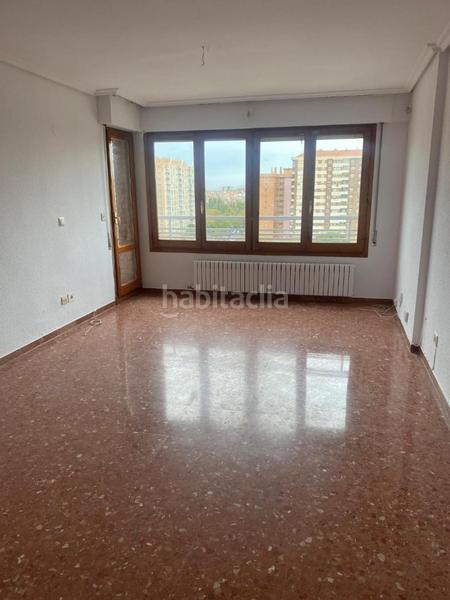 Foto 461883b7-6cce-41a9-a124-55c17e14351a. Rent flat with pool in La Bozada - Parque Delicias Zaragoza