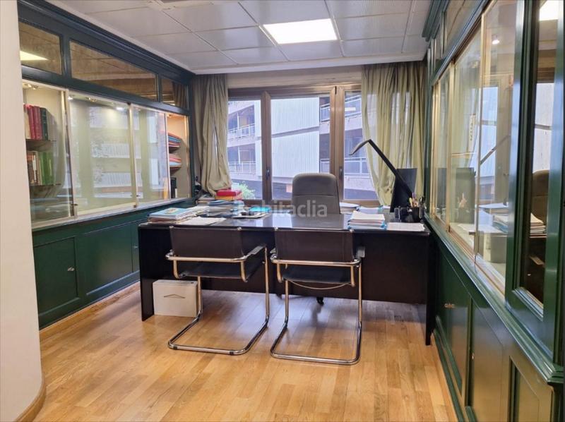 Foto ffcc5034-38ad-46e3-b5e0-5de250548ebd. Rent business premise in Paseo Independencia Zaragoza