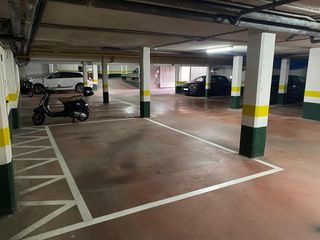 Autoparkplatz in Montecanal. Gran plaza de garaje en venta en montecanal