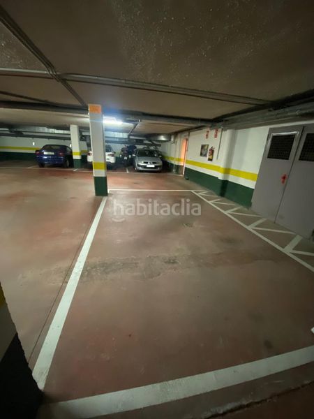 Foto e73e0395-98ef-4ad5-9cc5-4b9800697091. Aparcament cotxe a Montecanal Zaragoza