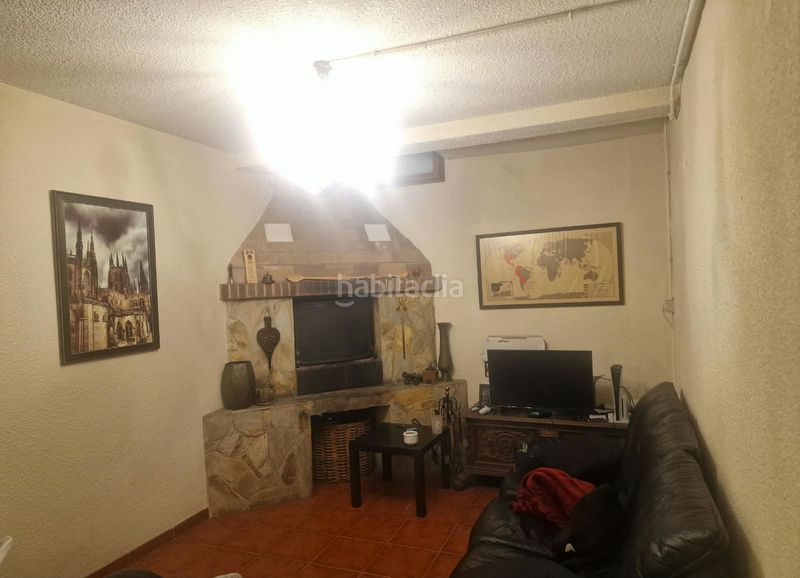 Foto b1f7cfcd-9752-4ae4-bbe1-87707e5310ad. Casa adossada amb piscina a Montecanal Zaragoza