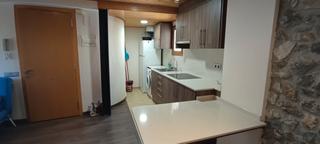 Alquiler Apartamento  Plaça major. Apartamento amueblado