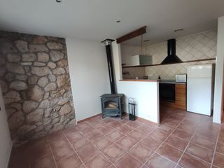 Rent Duplex  Carrer solar. Dúplex estil rústic,bones vistas zona del berguedà