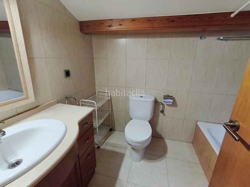 Foto b2cc0d26-4f6d-4098-9870-d21dbdc670de. Dúplex amb xemeneia calefacció a Puig-reig