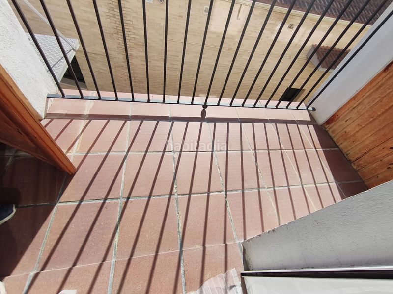 Foto b4b8aba7-737a-476f-97b1-063780b1ba2c. Duplex con camino riscaldamento in Puig-reig