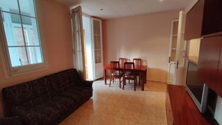 Appartement dans Sagrada Fam�lia. Piso en muy buena zona,hospital sant pau , avd. gaudi
