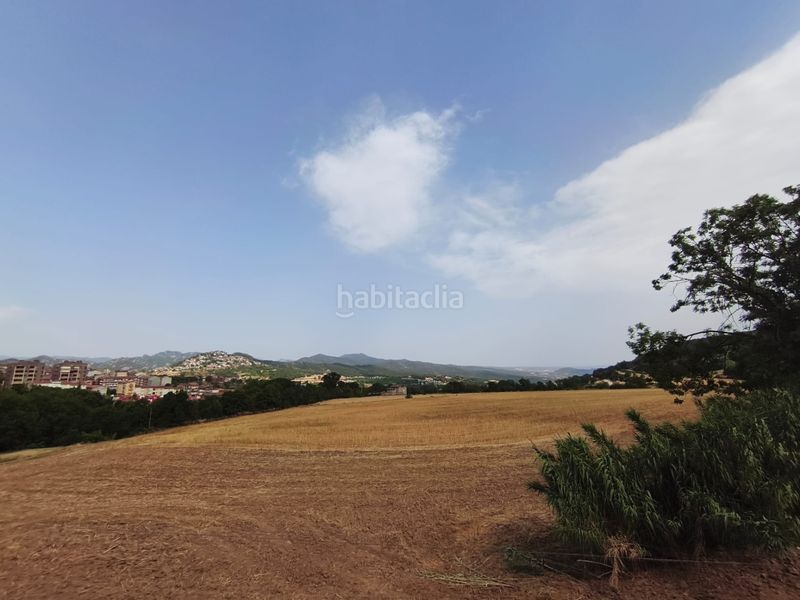 Foto 5fa0c4ef-79a8-4cf0-9305-2ccc1322a0d8. Casa aparellada amb xemeneia calefacció aparcament a Berga