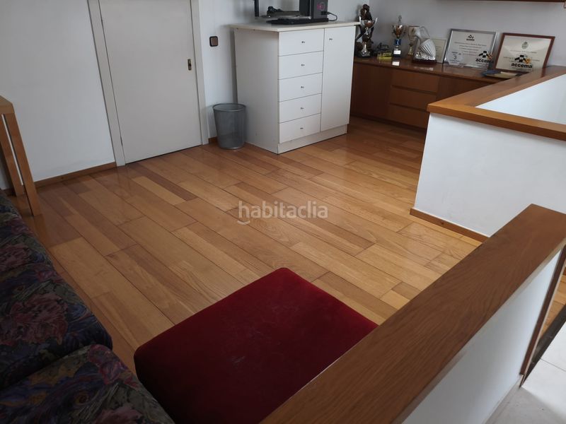 Foto a1af25ee-e0f0-4746-8c18-39c8afd03ad5. Casa aparellada amb xemeneia calefacció aparcament a Berga
