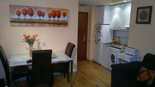 Lloguer Pis  Carrer del taquígraf garriga. Apartamento junto a c. comercial illa diagonal