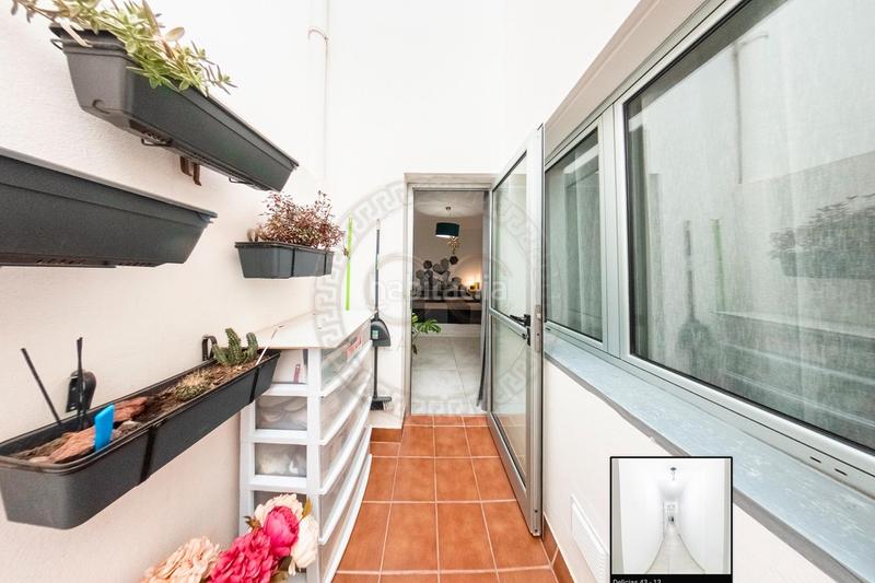 Foto d872352c-63dd-4f07-ae21-6cbcaac10bad. Piso entrar a vivir piso completamente reformado con plaza de garaje y trastero en vecindario en Santa Lucía de Tirajana
