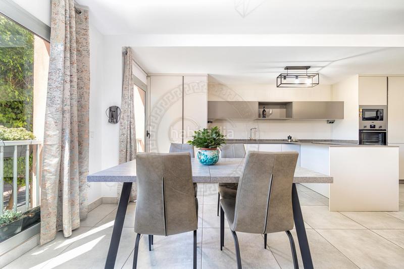 Foto e1f96556-f89d-406a-a184-a47b165e1ce7. Piso entrar a vivir piso completamente reformado con plaza de garaje y trastero en vecindario en Santa Lucía de Tirajana