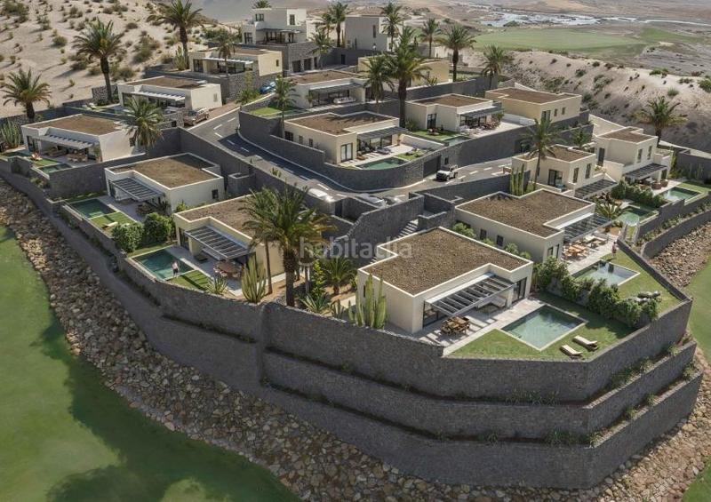 Foto 351d80d4-11d4-45ad-8fd0-95468d23fe23. Xalet amb aparcament piscina a Salobre Golf San Bartolomé de Tirajana