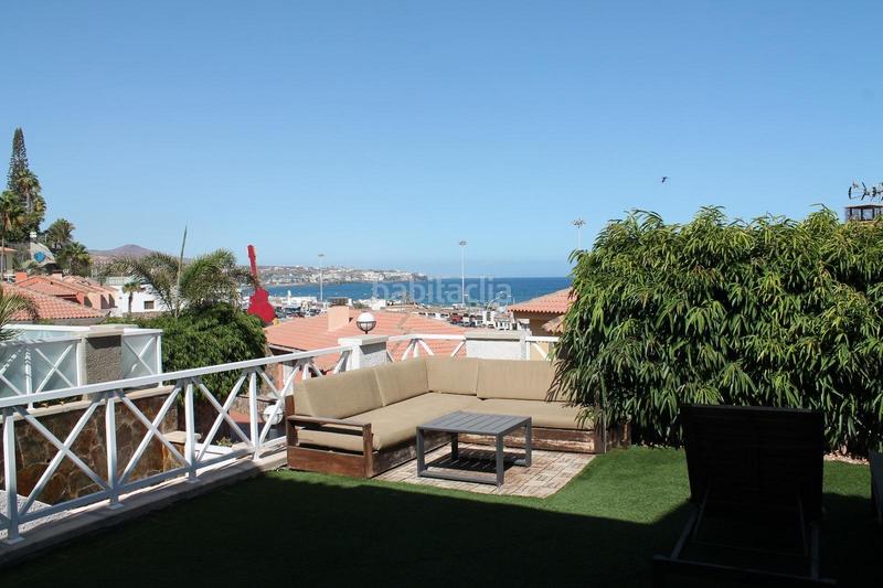 Foto ed089186-1bfd-4b8b-8939-d2d8e6cec85f. Casa aparellada a calle costa canaria 114 a Playa del Inglés San Bartolomé de Tirajana