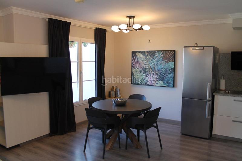 Foto 4140236a-39a3-44f8-bc07-0694a0a6b492. Casa bifamiliare in calle costa canaria 114 in Playa del Inglés San Bartolomé de Tirajana