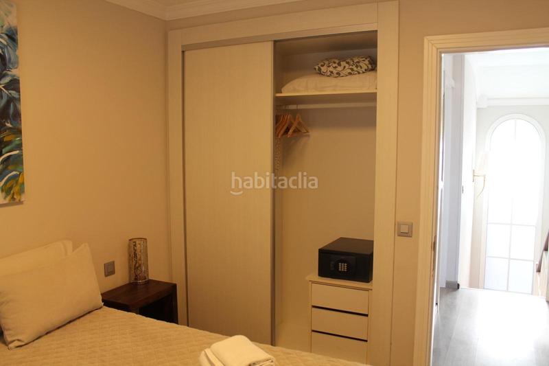 Foto 5719aa68-2f0a-4e5f-809b-3e344906b4f7. Casa pareada en calle costa canaria 114 en Playa del Inglés San Bartolomé de Tirajana