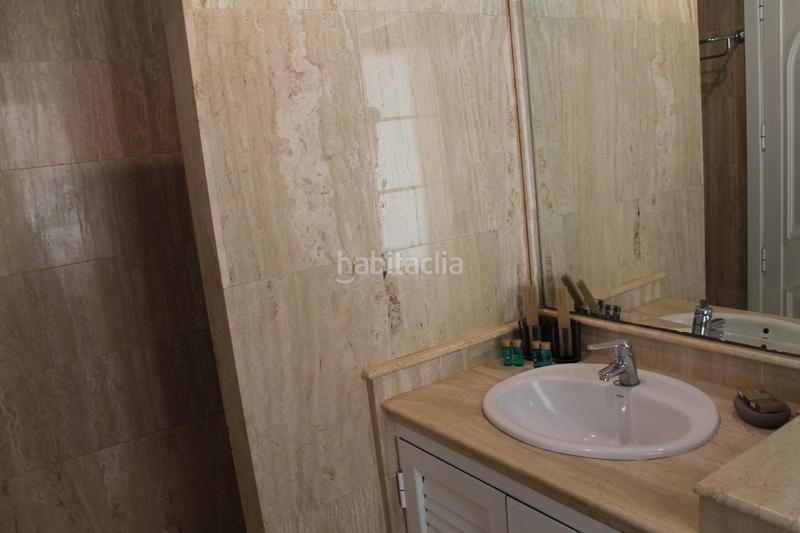 Foto a5dba0e9-a0f6-4227-b6b4-48834e8021a7. Casa pareada en calle costa canaria 114 en Playa del Inglés San Bartolomé de Tirajana