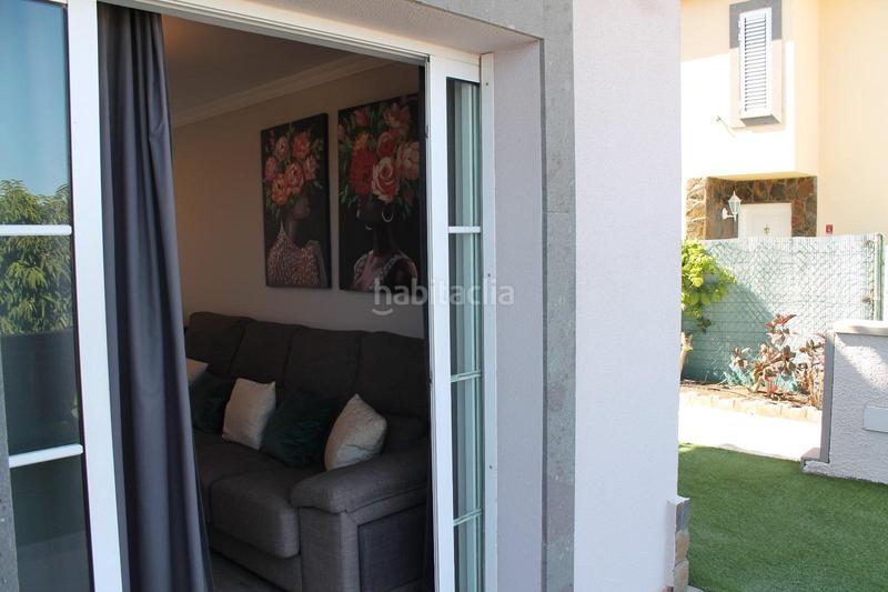 Foto d21759c3-e8ac-4f19-af22-484da7ea7daa. Casa pareada en calle costa canaria 114 en Playa del Inglés San Bartolomé de Tirajana