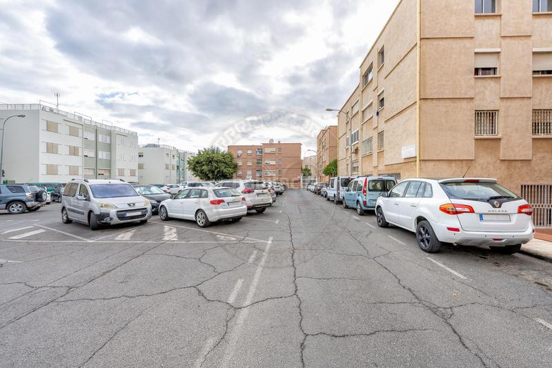 Foto 1983ecd7-aba3-4235-b327-dbd2efd1c65d. Apartamento en calle artenara 6 en San Fernando San Bartolomé de Tirajana