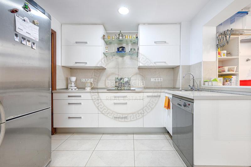 Foto 6503f299-3e78-42e8-b1a0-edd8fe33f3da. Apartamento en calle artenara 6 en San Fernando San Bartolomé de Tirajana